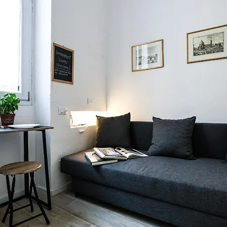 Giotto Studio Flat Apartment