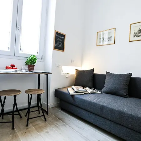 Giotto Studio Flat *